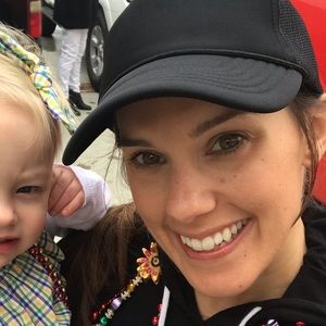 Meet your Posher, Courtney